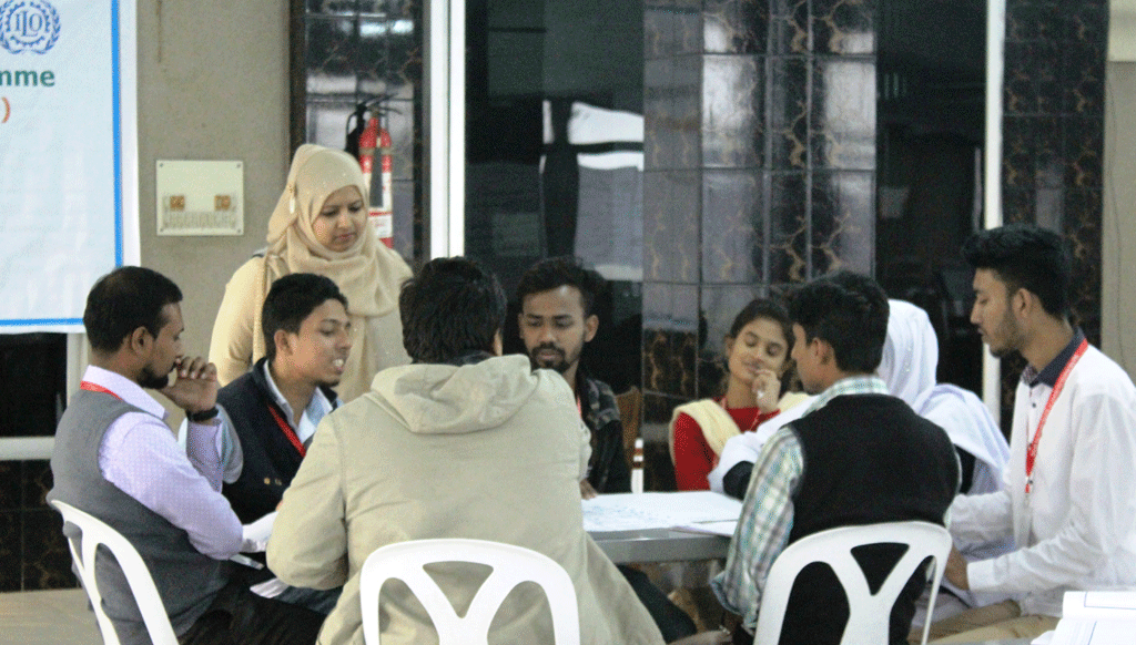 Rotaract 4th Career Conference Supported by SIYB, BEF, Canada & ILO 17-19 DEC 2016 (12)